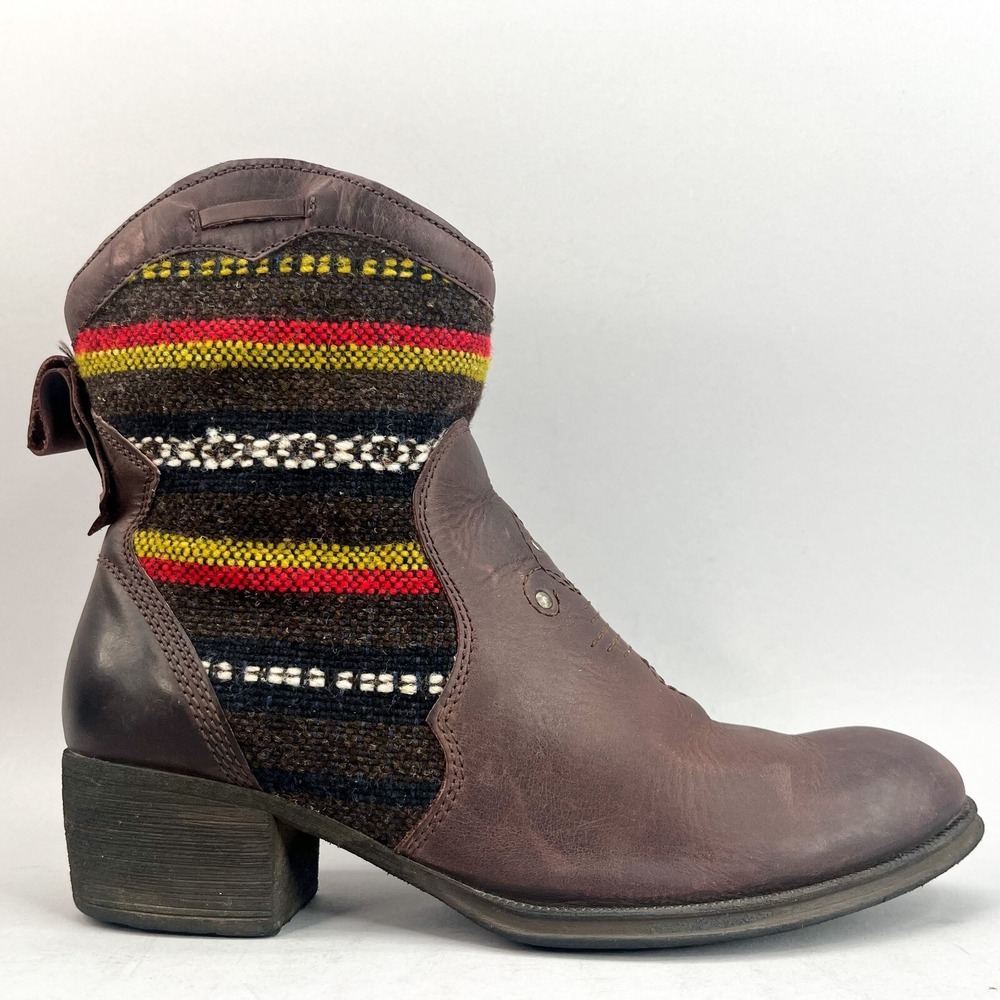 Born Womens 10 Moe Boots Shoes Brown Leather Aztec Tapestry Western Boho Heels